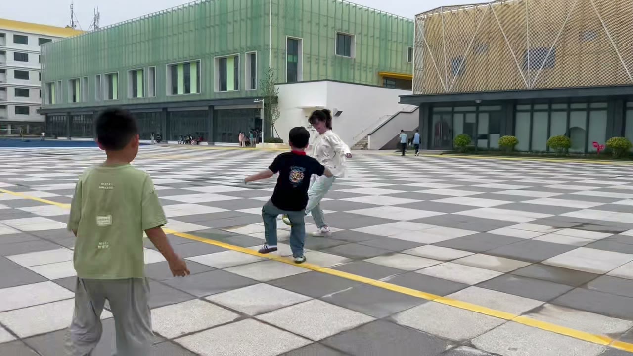 课间互动视频封面